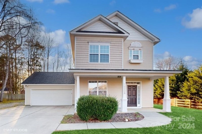 12205 Folkston Drive