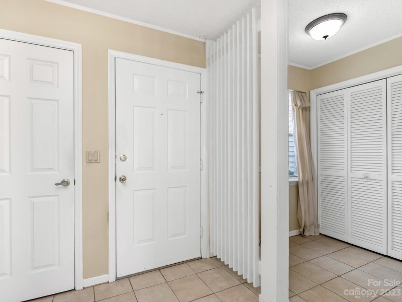 Property image 3 at 7810 Renaissance Court, Charlotte, NC 28226