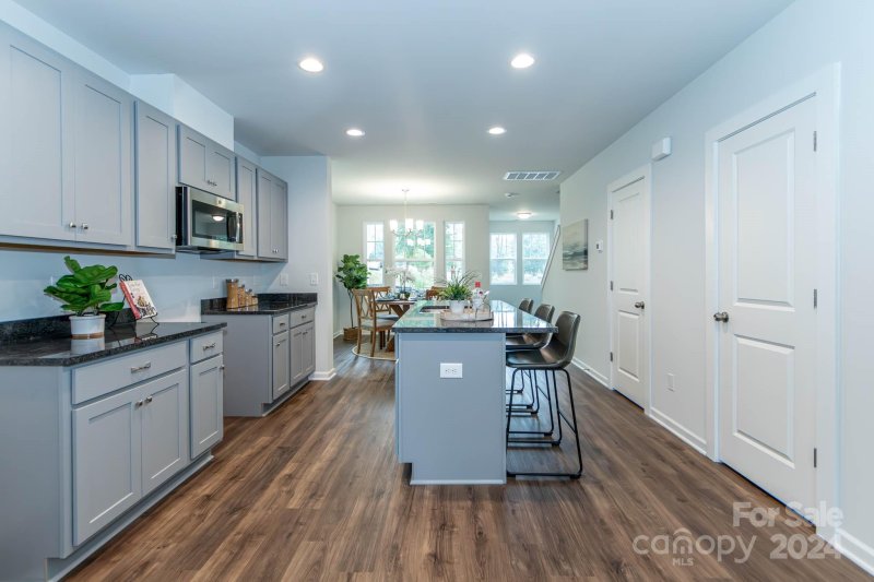 Property image 4 at 831 Holland Avenue, Charlotte, NC 28206