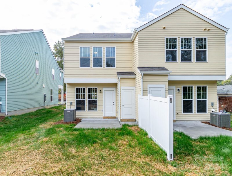 Property image 4 at 1101 Holland Avenue, Charlotte, NC 28206