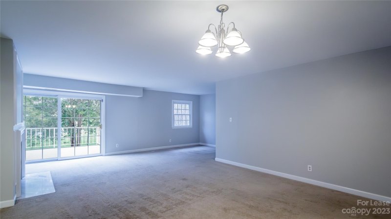 Property image 5 at 8343 Meadow Lakes Drive, Charlotte, NC 28210