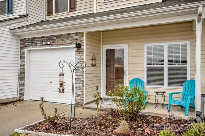 Property image 2 at 202 Limerick Road, Mooresville, NC 28115