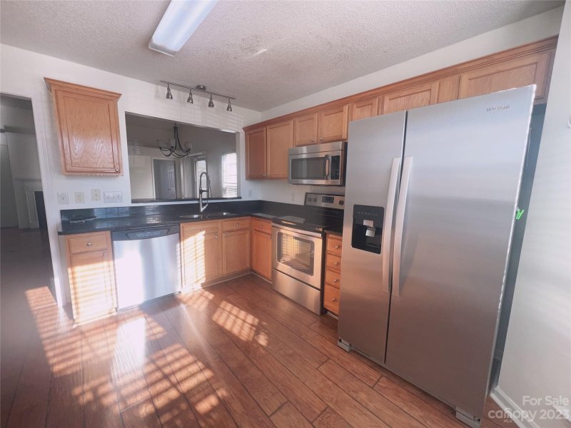 Property image 2 at 9805 Sweet Plum Drive, Charlotte, NC 28215