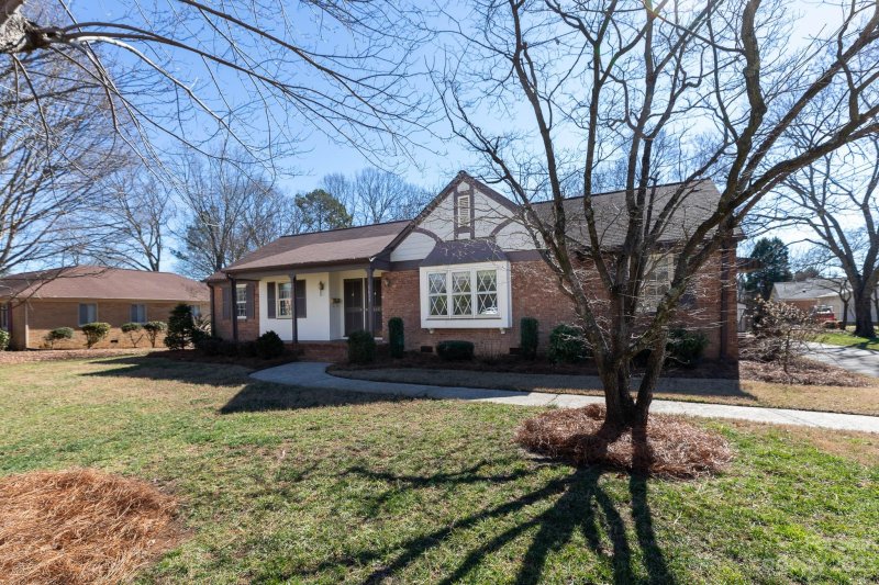 Property image 2 at 1613 Nottingham Drive, Gastonia, NC 28054