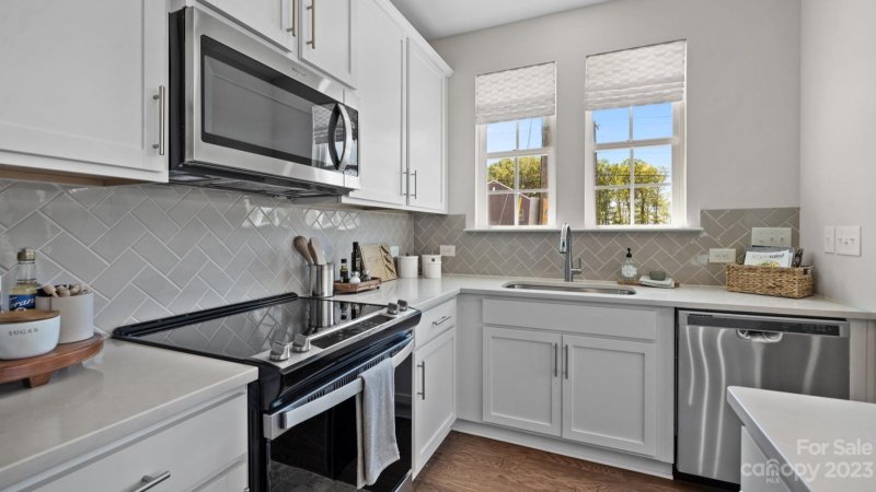 Property image 4 at 1021 South Point Road, Belmont, NC 28012