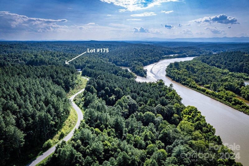 Property image 3 at 304 Table Rock Trace, Valdese, NC 28690