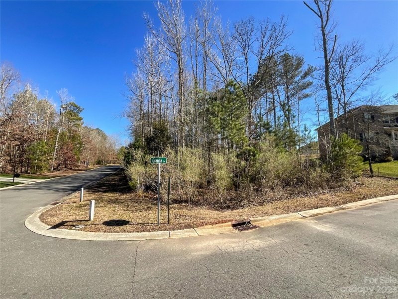 Property image 2 at 725 Granna Lane, Lancaster, SC 29720