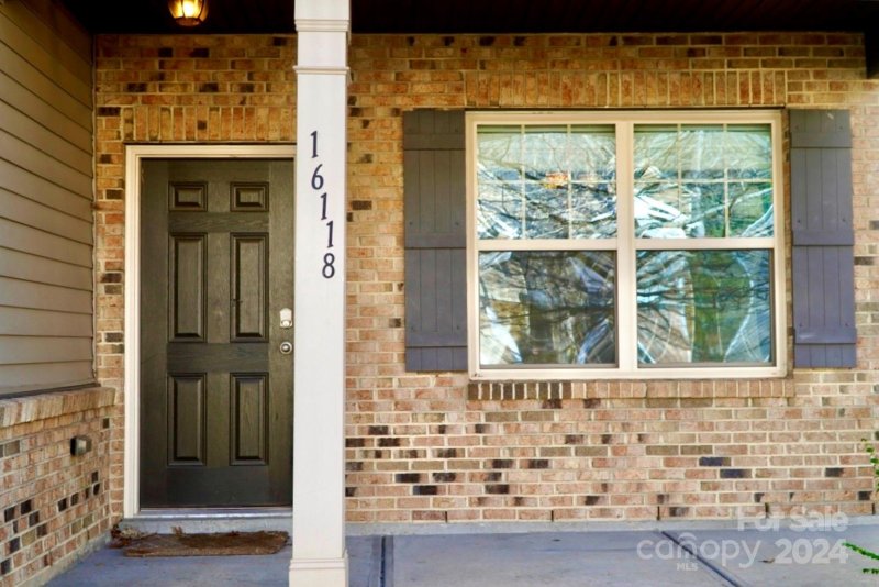 Property image 2 at 16118 Long Talon Way, Charlotte, NC 28278