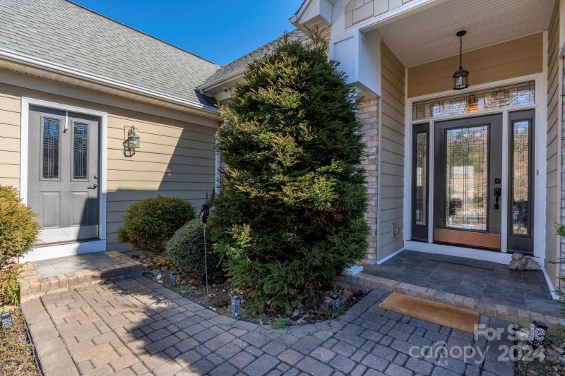 Property image 3 at 82 Franklin Lane, Taylorsville, NC 28681