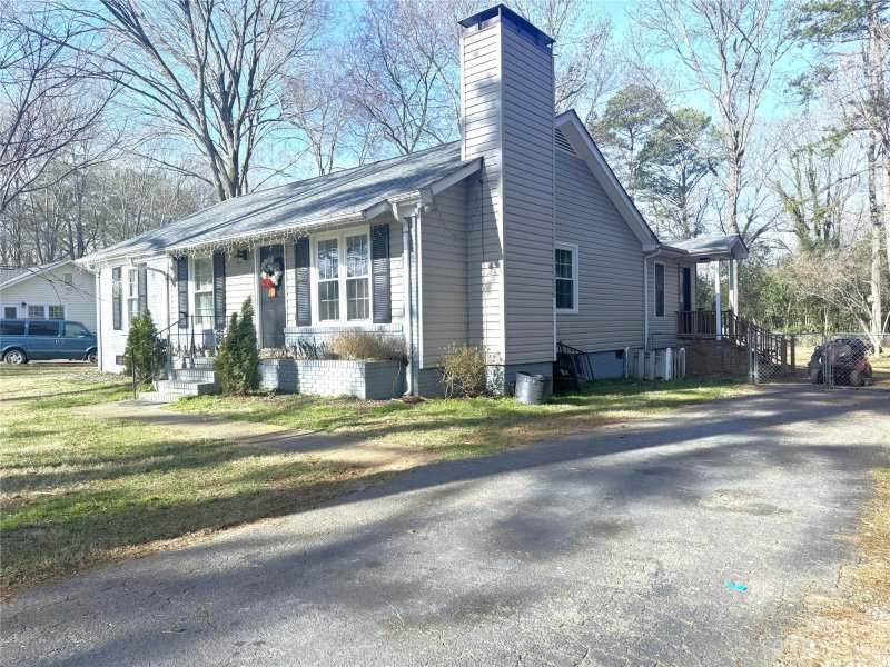 Property image 2 at 7509 Davis Road, Mint Hill, NC 28227