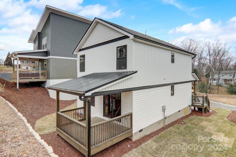 Property image 5 at 11 Escondido Drive, Asheville, NC 28806