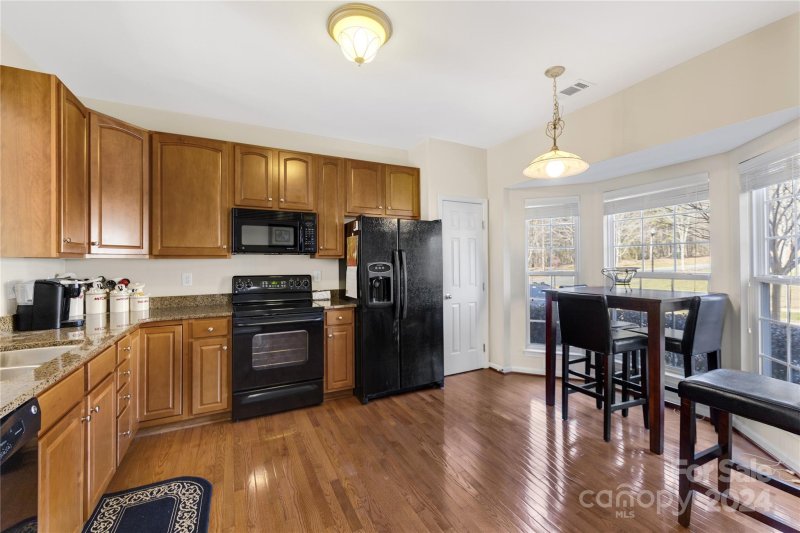 Property image 5 at 19014 Natalie Michelle Lane, Cornelius, NC 28031