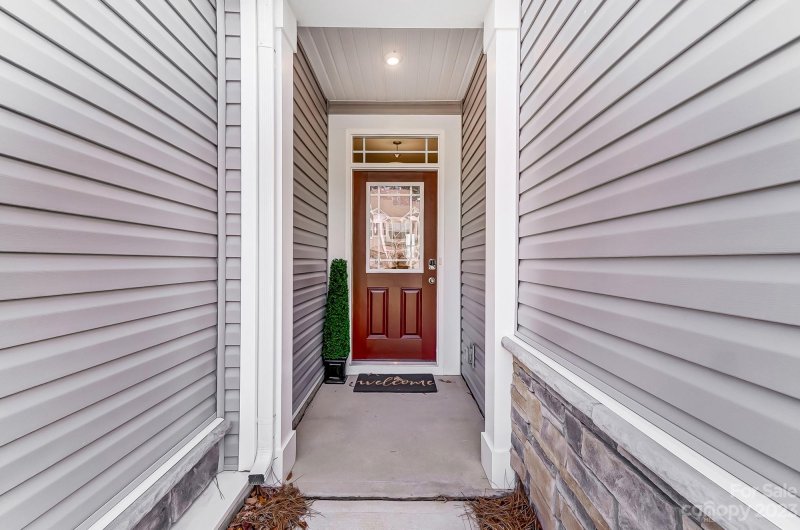 Property image 2 at 8012 Overmeadow Lane, Charlotte, NC 28269