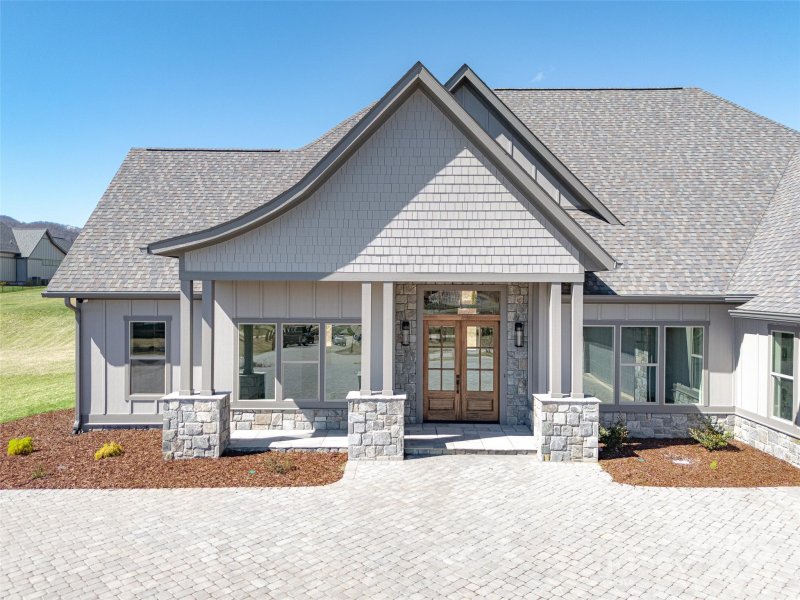 Property image 4 at 696 Daniel Circle Drive, Mills River, NC 28759