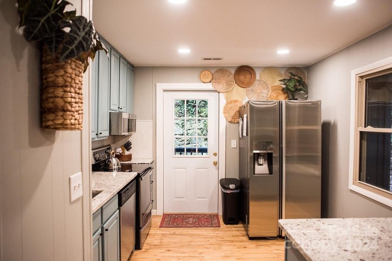 Property image 5 at 117 Bear Rock Road, Hendersonville, NC 28739