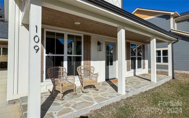 Property image 5 at 109 Chepstow Place, Black Mountain, NC 28711