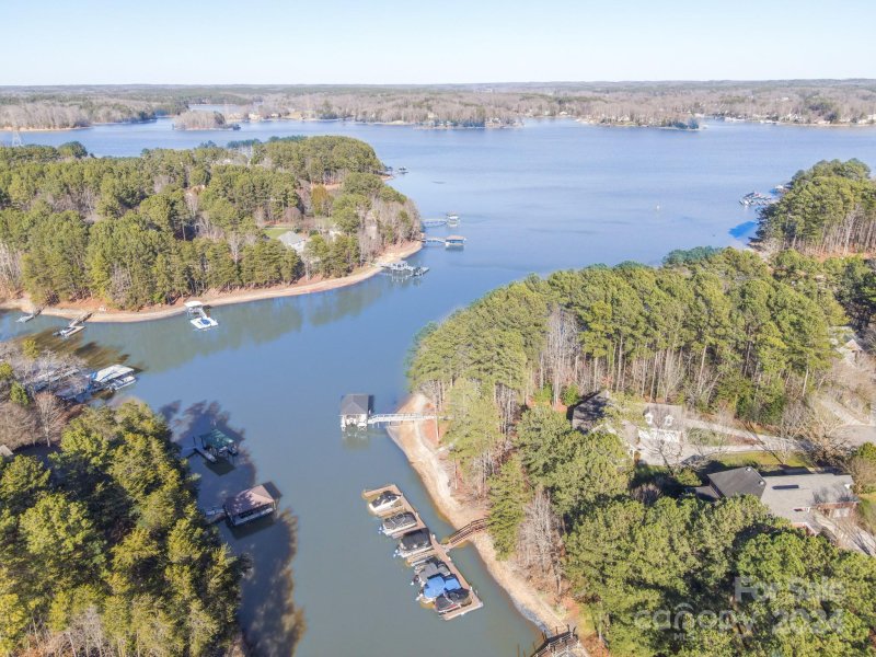 Property image 3 at 2524 Wellesbourne Lane, Sherrills Ford, NC 28673