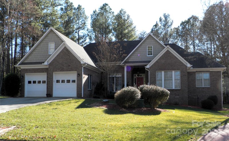Property image 4 at 2524 Wellesbourne Lane, Sherrills Ford, NC 28673