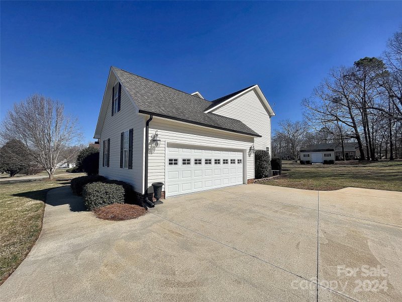 Property image 2 at 251 Maple Ridge Circle, Salisbury, NC 28147