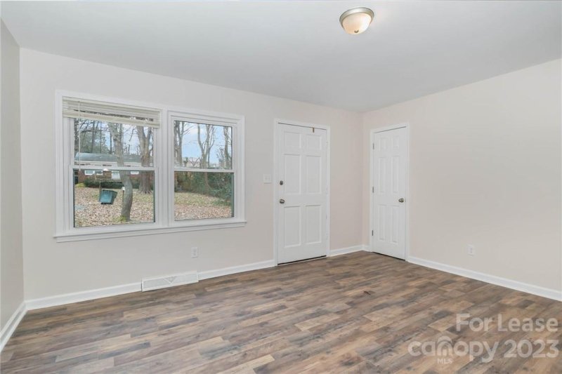 Property image 3 at 339 Hartman Street, Gastonia, NC 28052