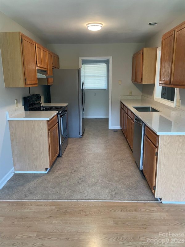 Property image 2 at 661 Emerson Drive, Mooresville, NC 28115