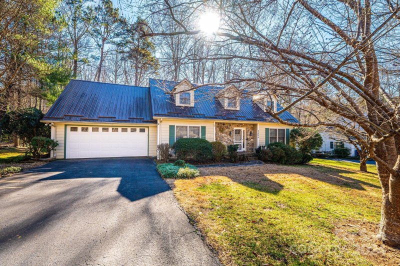 Property image 3 at 5495 Gunpowder Drive, Hickory, NC 28601