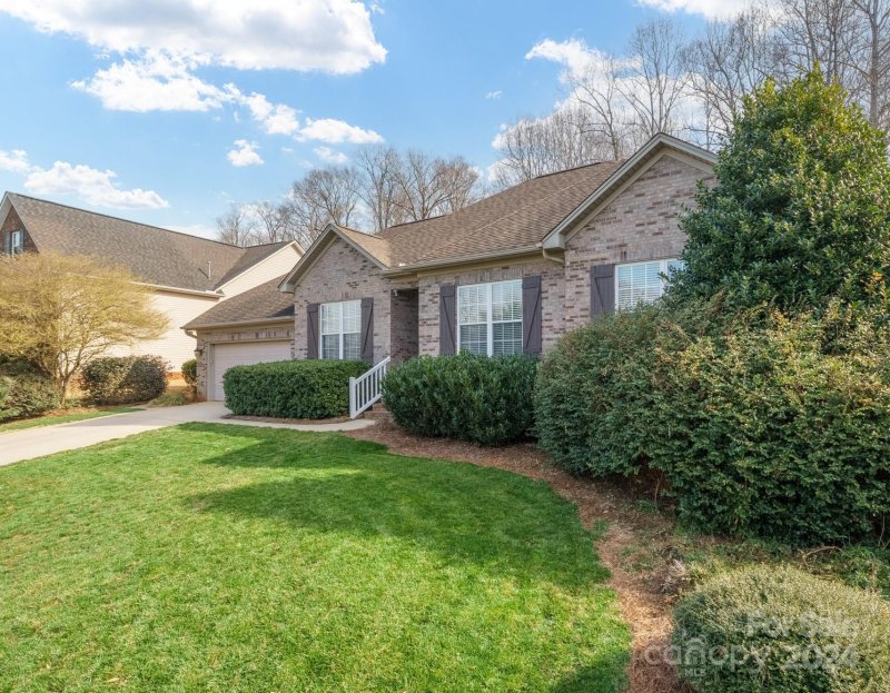 Property image 2 at 1039 Marguerite Drive, Lowell, NC 28098