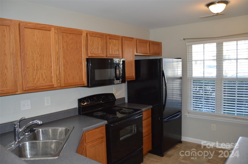 Property image 3 at 154 Limerick Road, Mooresville, NC 28115