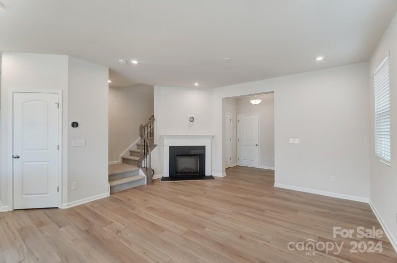 Property image 2 at 5027 Carrick Street, Charlotte, NC 28213