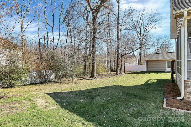 Property image 3 at 119 Coral Rutledge Drive, Mount Holly, NC 28120