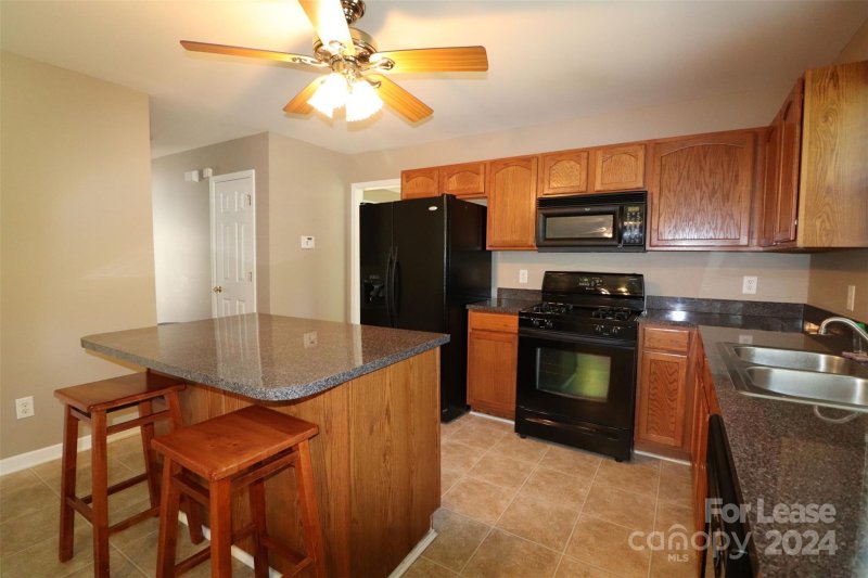 Property image 3 at 10828 Elm Bend Drive, Charlotte, NC 28273