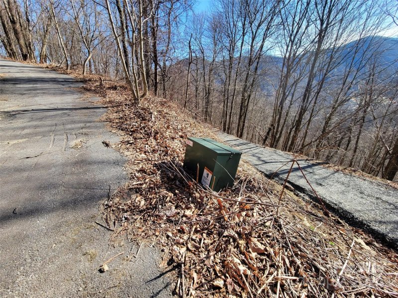 Property image 2 at 32 Marble Stone Drive, Waynesville, NC 28785