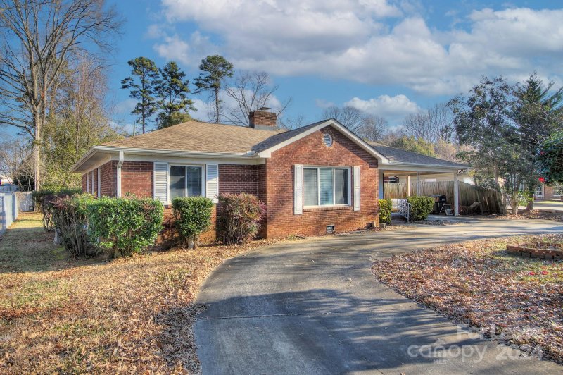 Property image 2 at 4611 Central Avenue, Charlotte, NC 28205