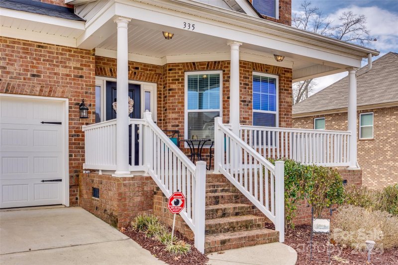 Property image 2 at 335 Kerrydale Court, Clover, SC 29710