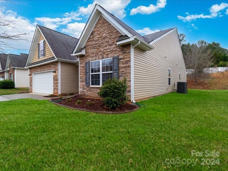 Property image 2 at 1648 Beleek Ridge Lane, Clover, SC 29710