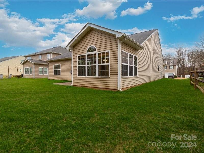 Property image 4 at 1648 Beleek Ridge Lane, Clover, SC 29710