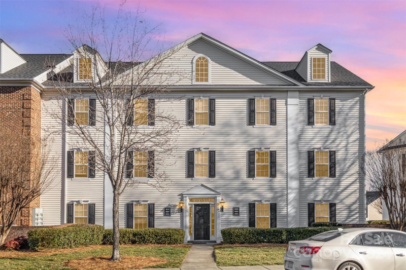 4004 Town Center Road