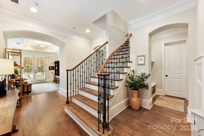 Property image 5 at 5026 Vernet Lane, Charlotte, NC 28210