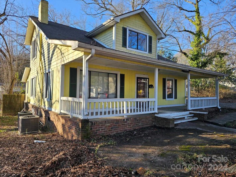Property image 3 at 611 Chester Street, Gastonia, NC 28052