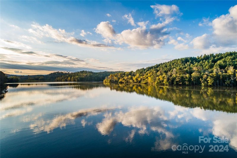 Property image 2 at 560 Settings Boulevard, Valdese, NC 28690