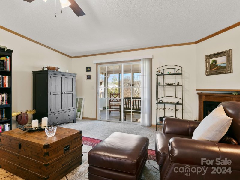 Property image 3 at 208 Red Birch Court, Hendersonville, NC 28739