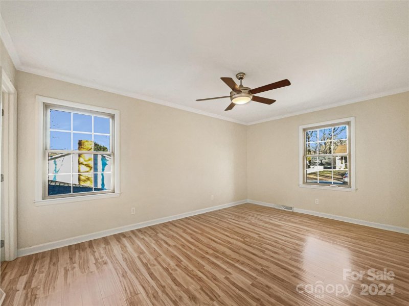 Property image 5 at 8101 Cliffside Drive, Charlotte, NC 28270