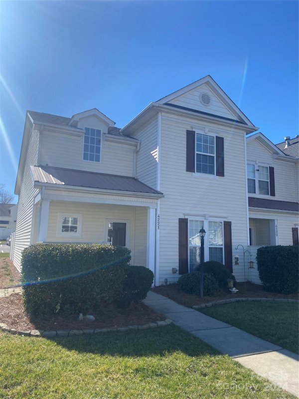 4221 Center Place Drive