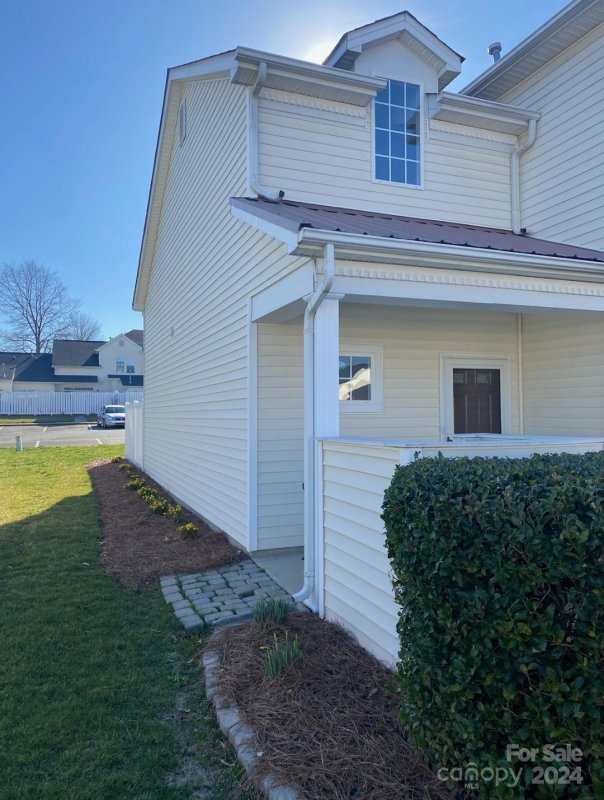 Property image 3 at 4221 Center Place Drive, Harrisburg, NC 28075