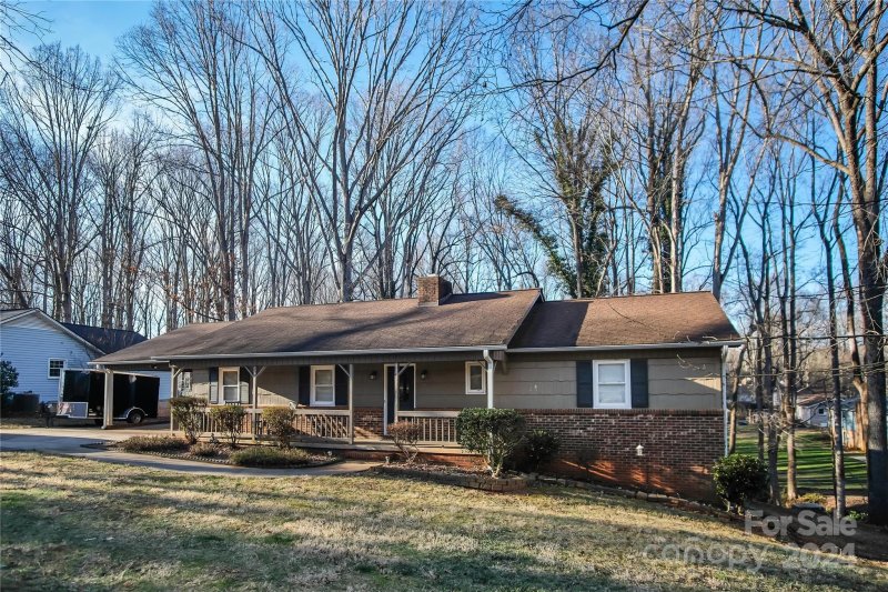 Property image 2 at 1021 Cumberland Drive, Shelby, NC 28150