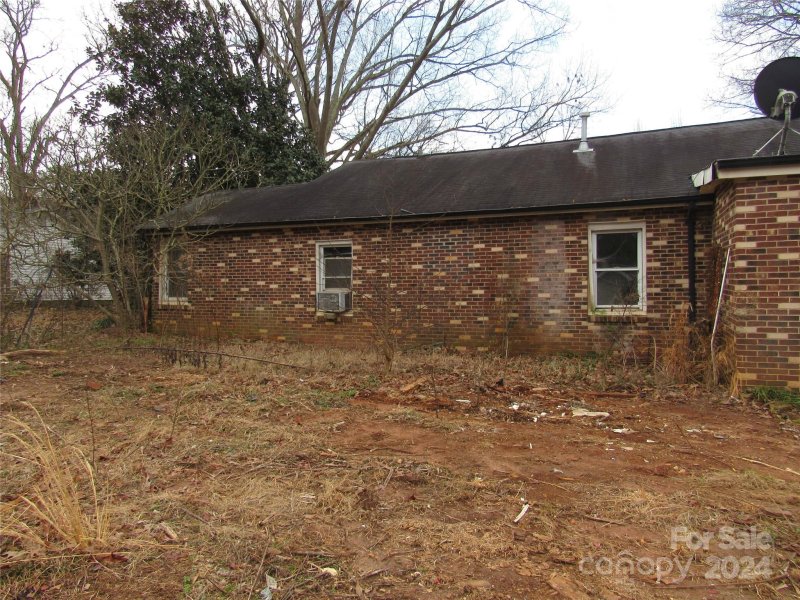 Property image 5 at 510 W Henry Street, Belmont, NC 28012