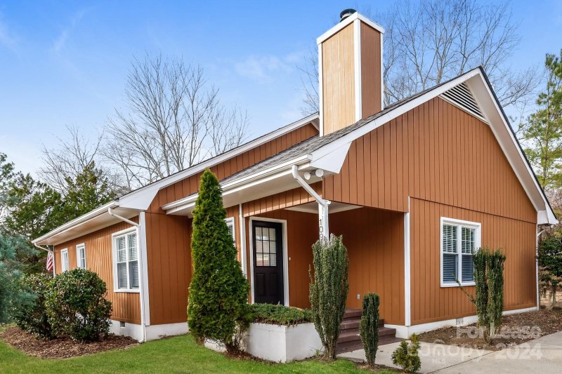 Property image 2 at 10900 Flat Iron Road, Charlotte, NC 28226