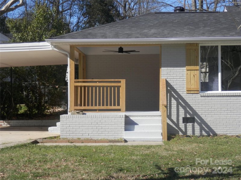 Property image 3 at 1643 Academy Street, Charlotte, NC 28205