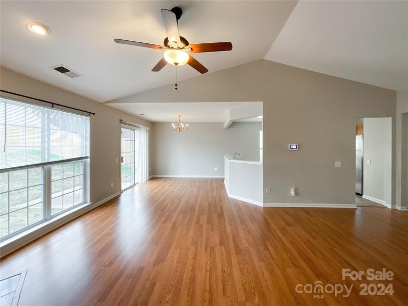 Property image 5 at 7346 Balancing Rock Court, Charlotte, NC 28262