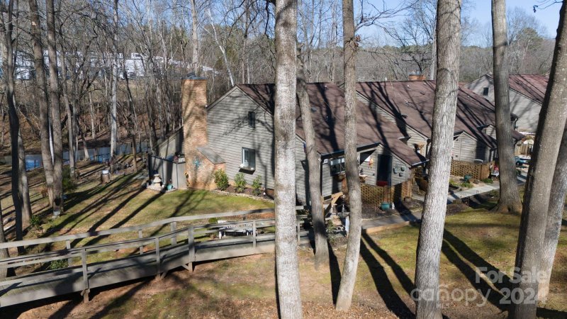 4132 Charlotte Highway